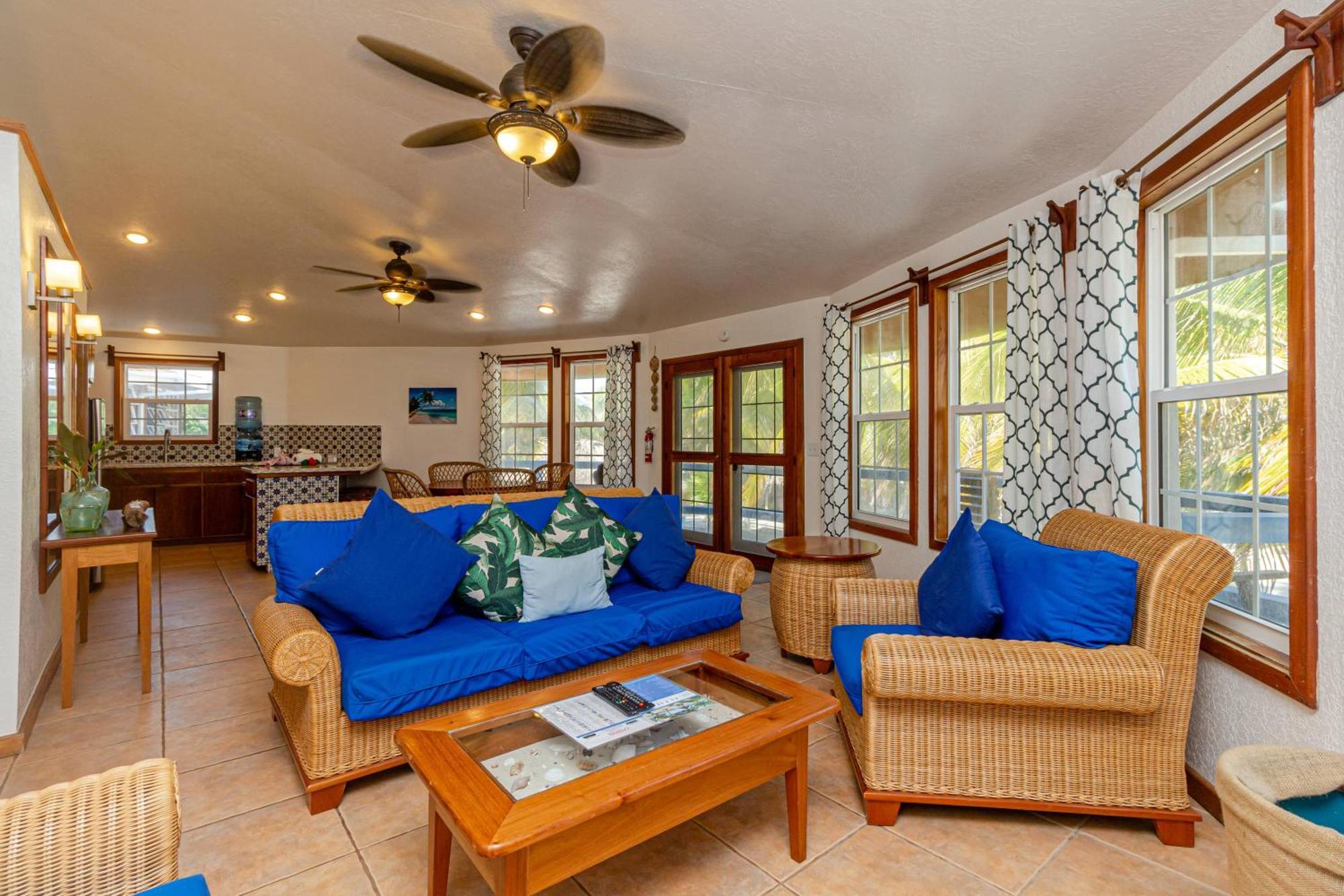 White Sands Cove San Pedro  Exterior foto